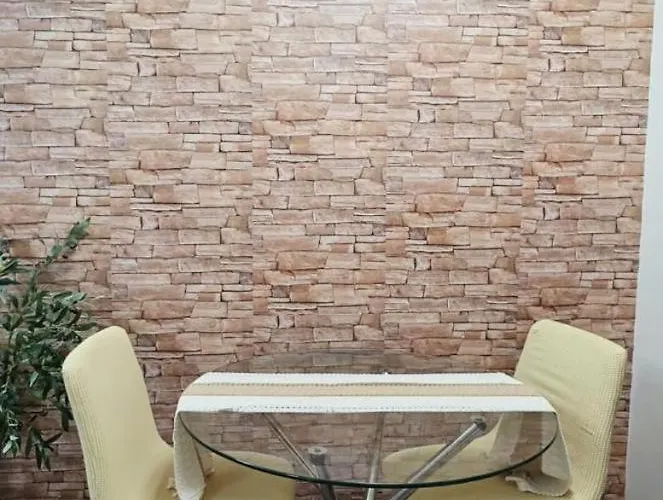 Hotel Near Airport Malls Shore 3 Moa 4*