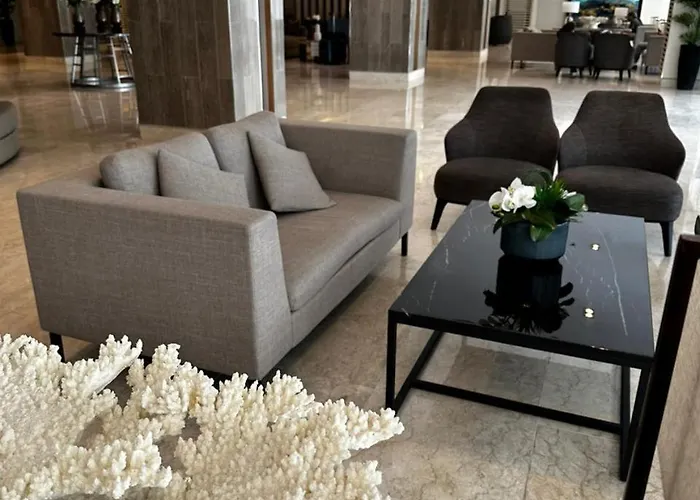 Near Airport Malls Shore 3 Moa Hotel 4*
